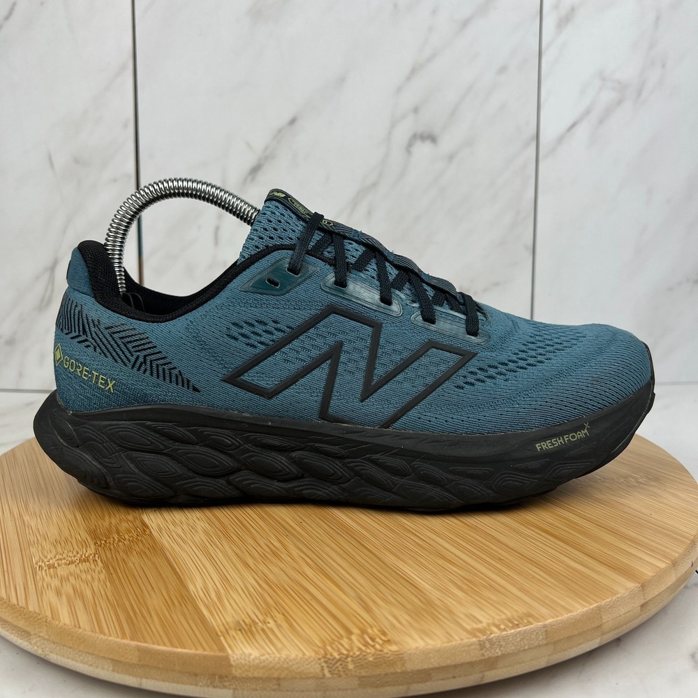 New Balance Fresh Foam X 880v14 GORE-TEX Womens Size 9 D WIDE Blue Shoe W880GB14